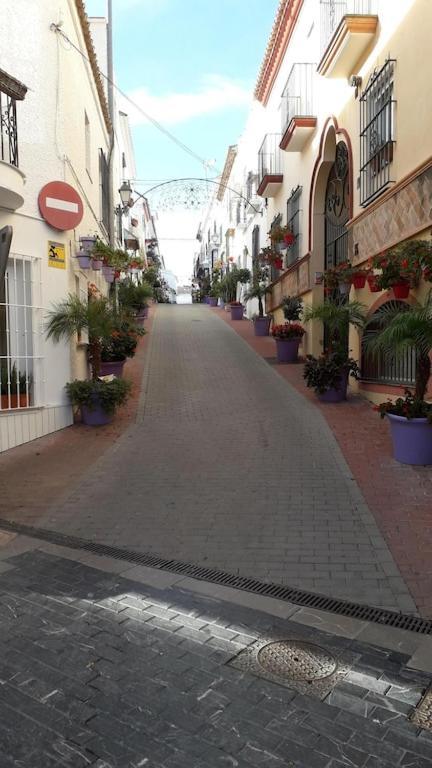 Duquesa Fairways, A Spacious Apartment With Fabulous Views And Facilities Manilva Exterior photo